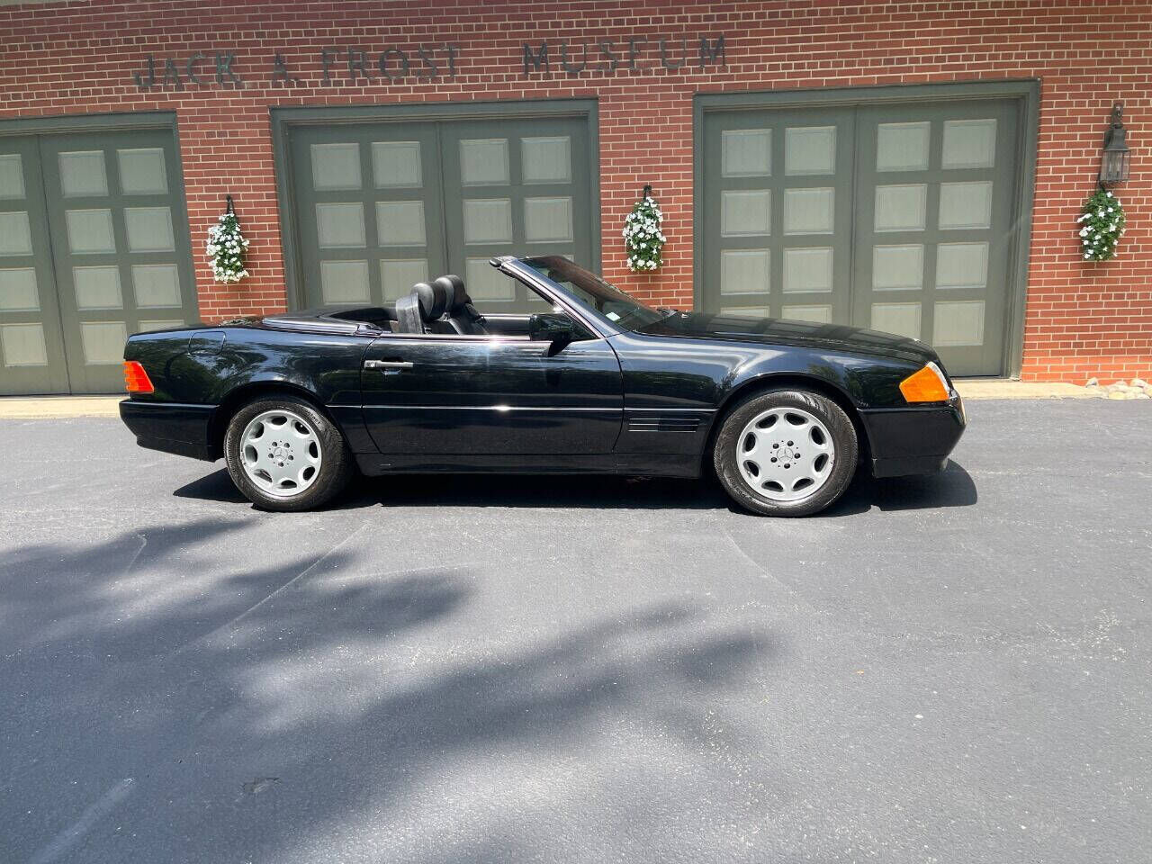 Mercedes-Benz SL-Class