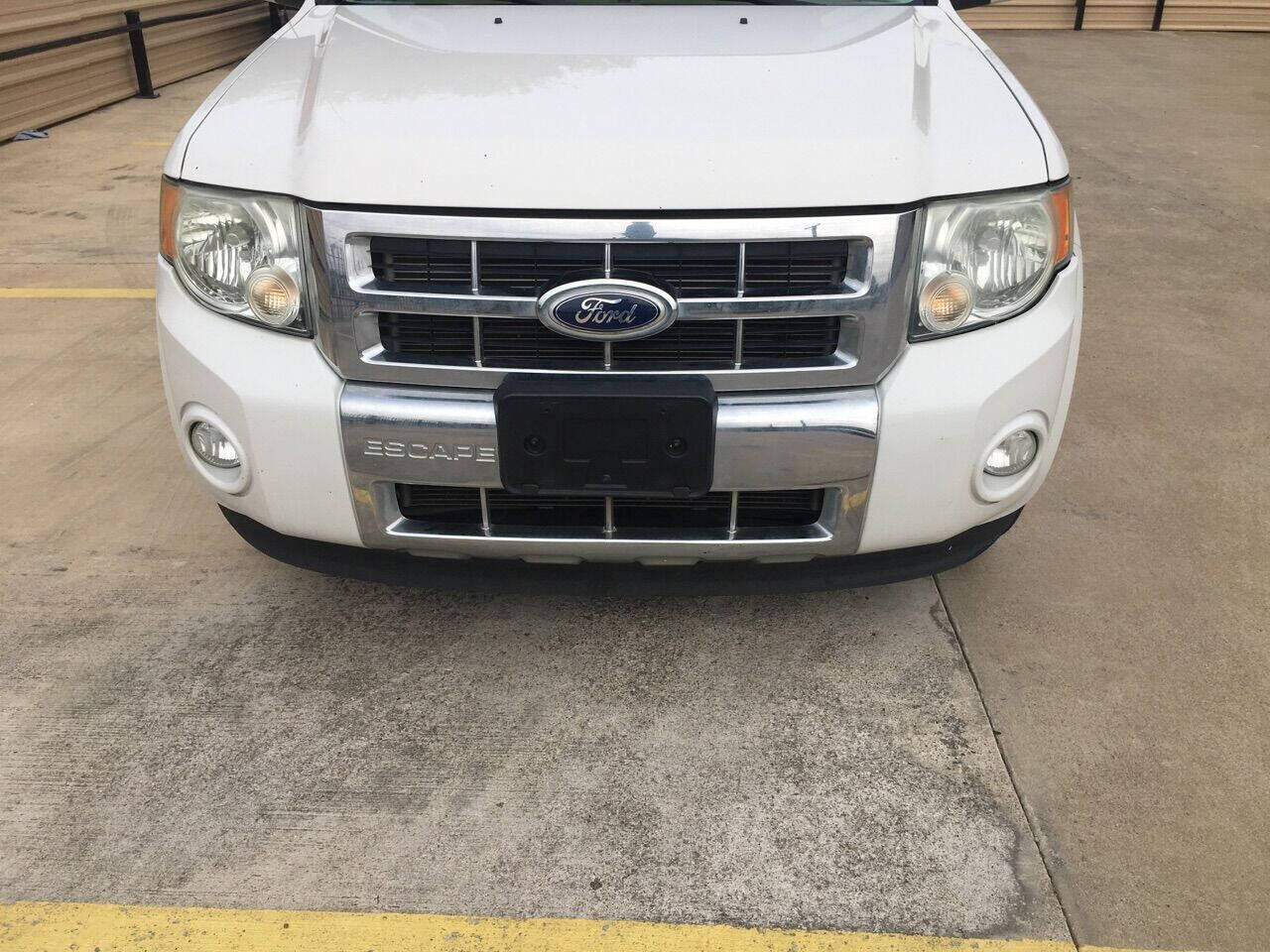2010 FORD Escape