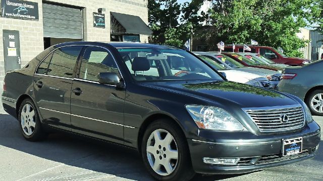2004 LEXUS LS