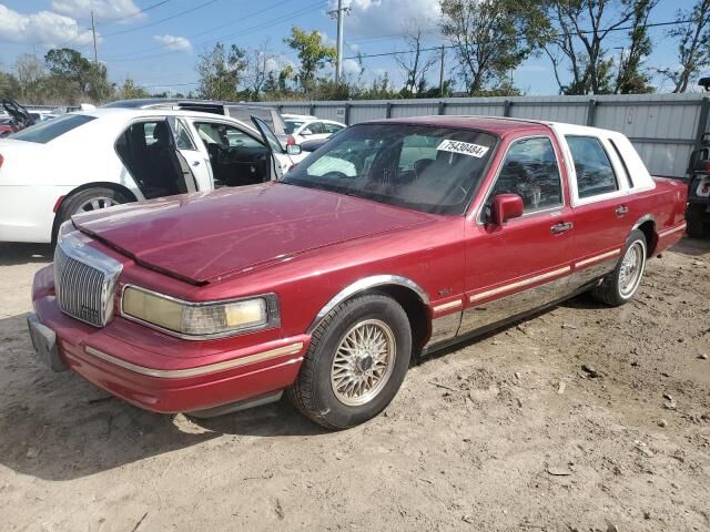 Lincoln Town Car