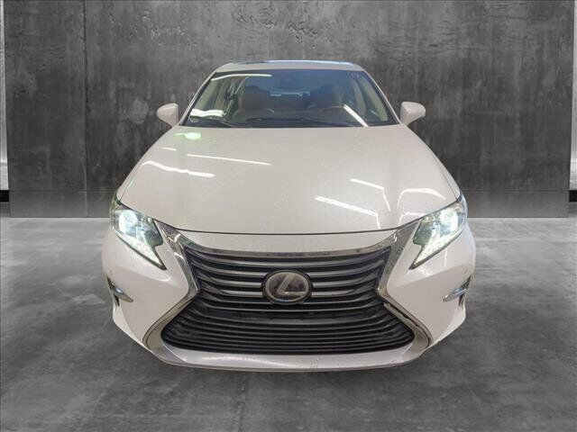 2017 Lexus ES