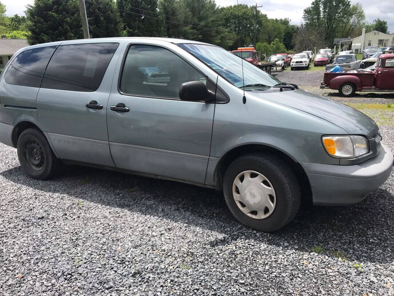 1998 TOYOTA Sienna