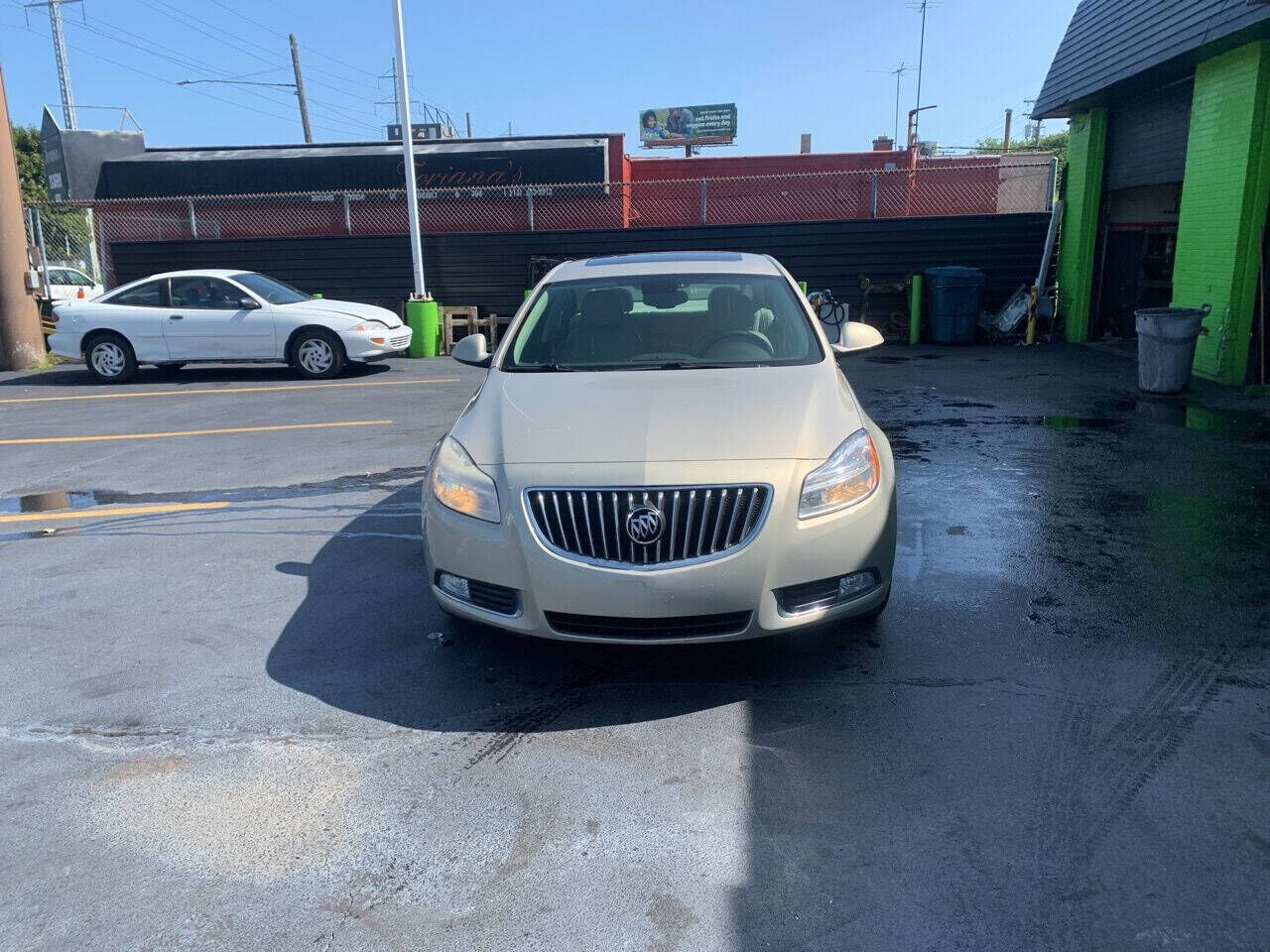 2011 BUICK Regal