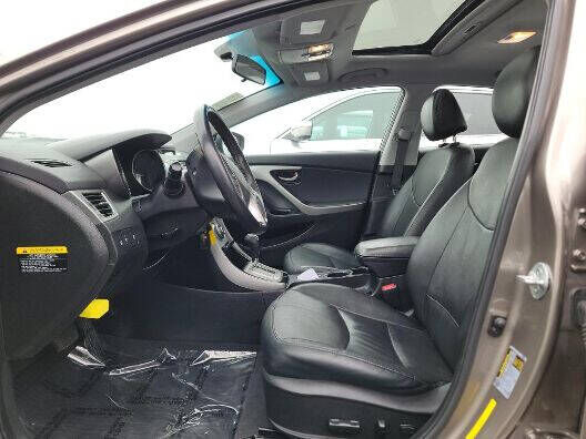 2013 HYUNDAI Elantra