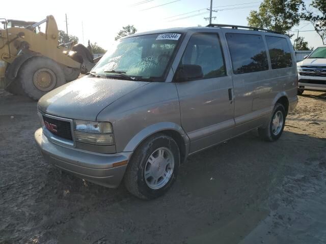 GMC Safari