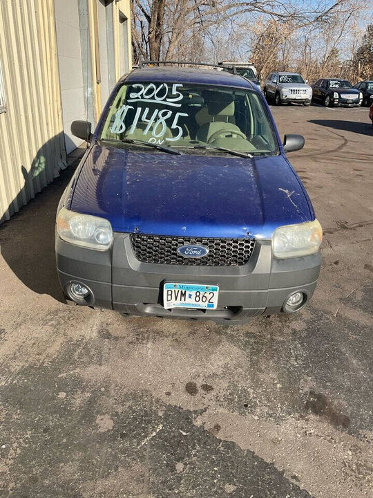 2005 FORD Escape