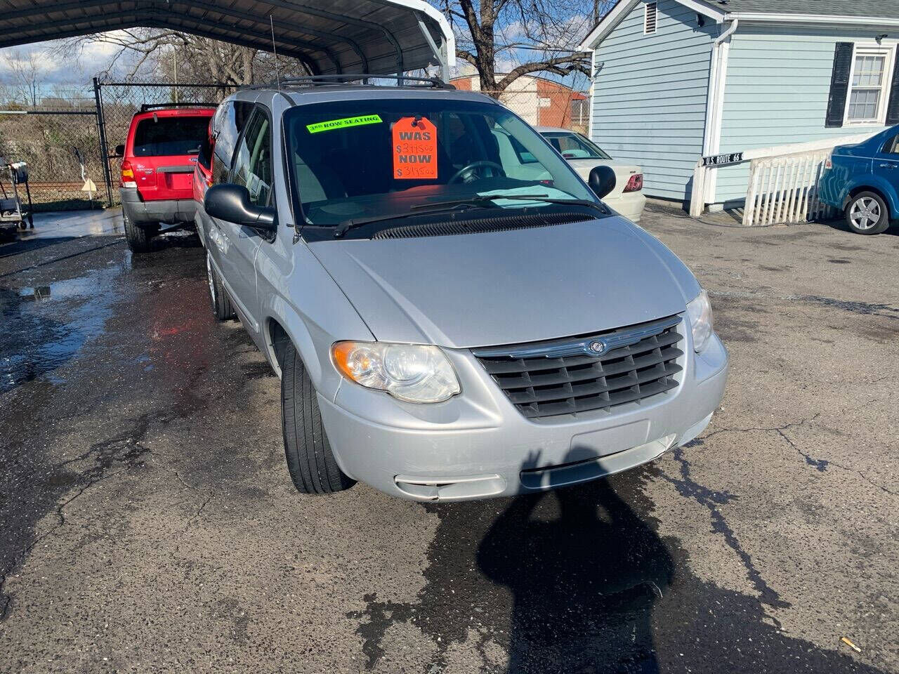 2005 CHRYSLER Town and Country