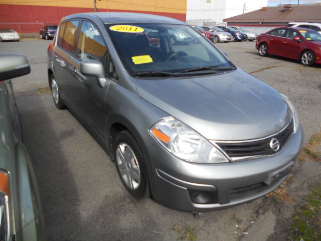 2011 NISSAN Versa