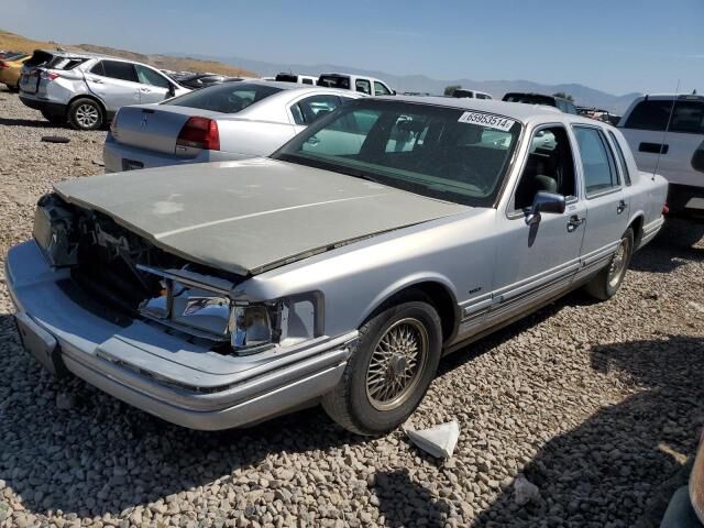 Lincoln Town Car