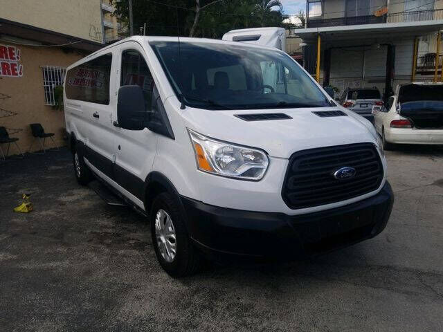 2015 FORD Transit