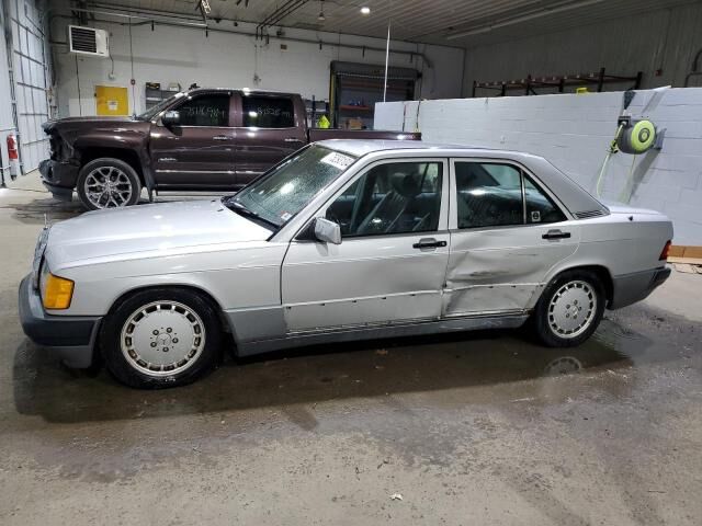 Mercedes-Benz 190