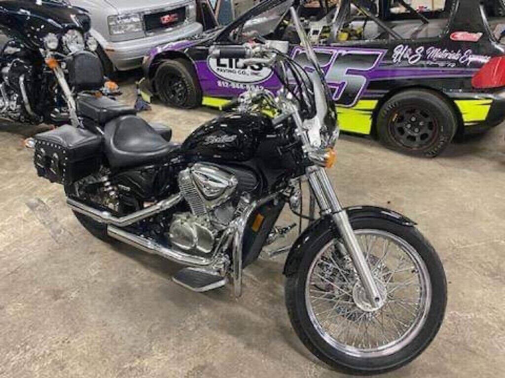 Honda VT600C (SHADOW VLX)