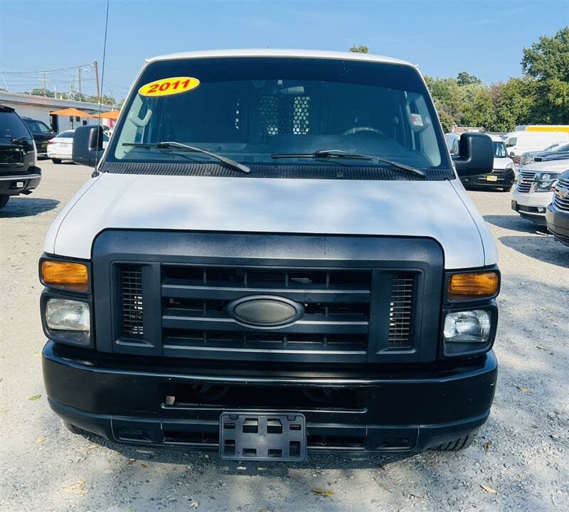 2011 FORD E-250