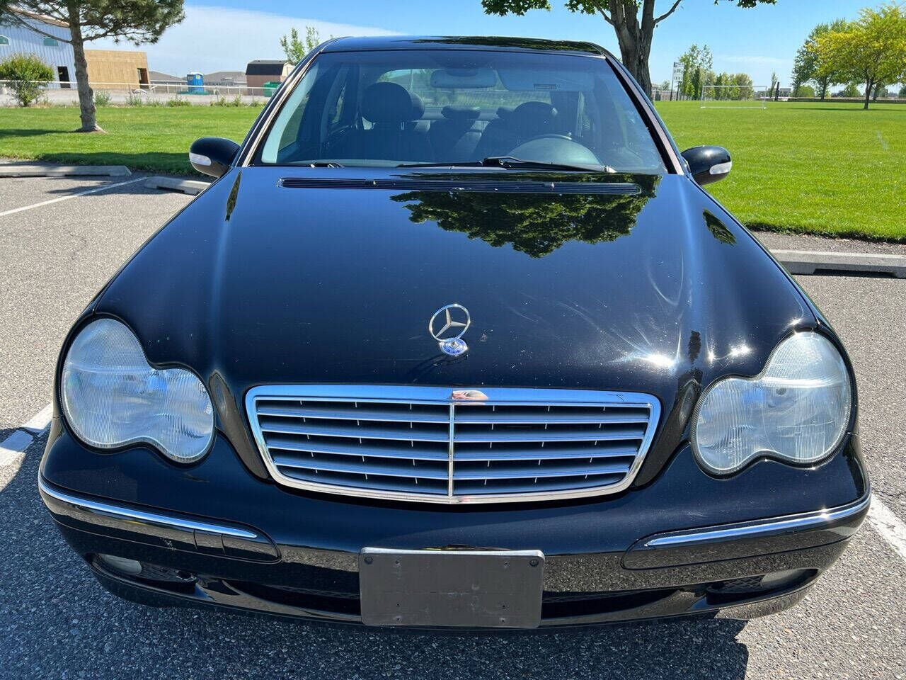 2003 MERCEDES-BENZ C-Class