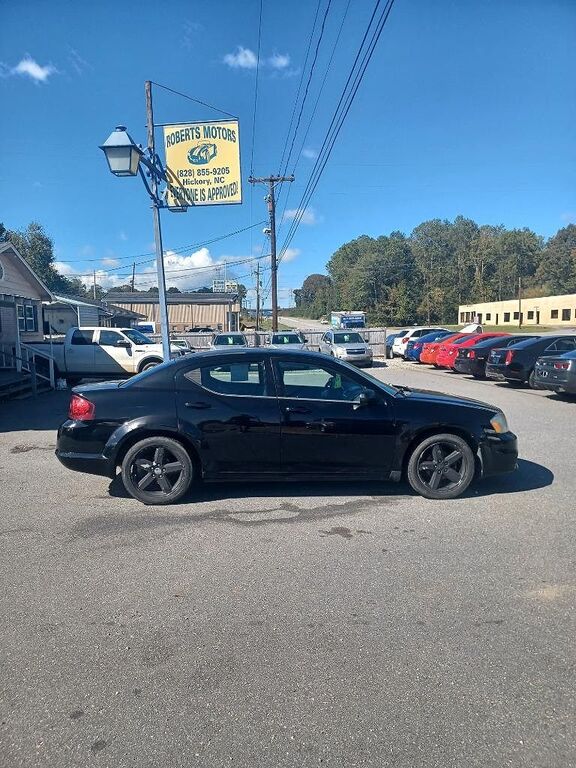 2011 DODGE Avenger