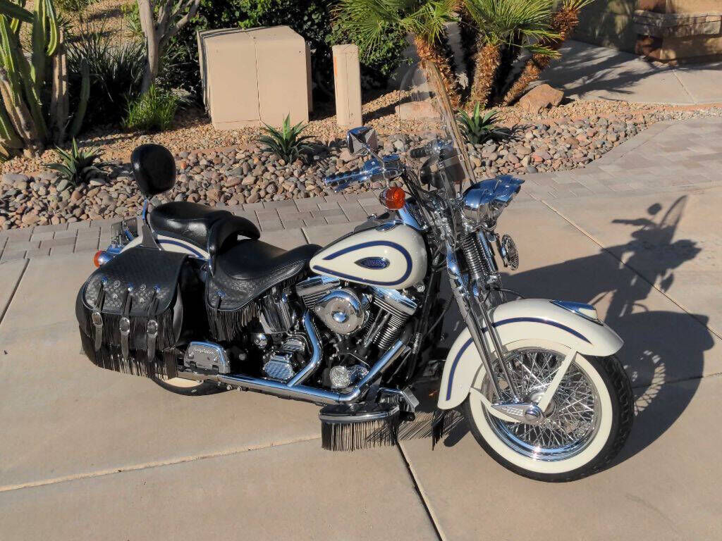 1997 HARLEY DAVIDSON FLSTS / Heritage Springer