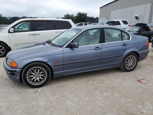 BMW 328i