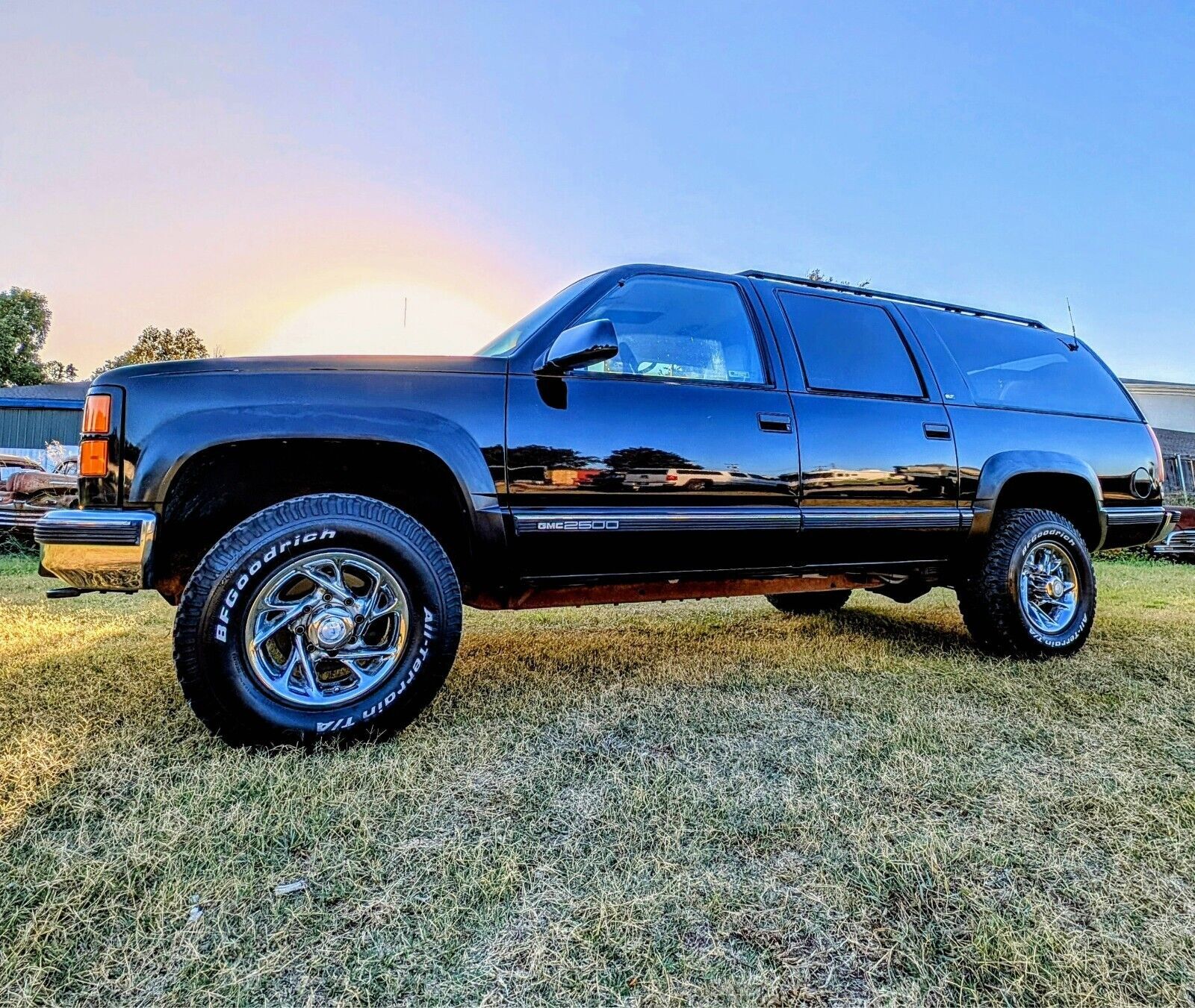 GMC Suburban