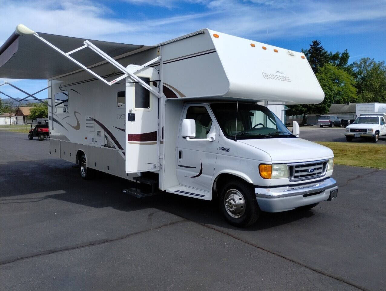 2003 FORD E-450