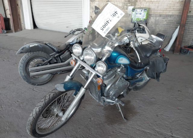 Suzuki VS800