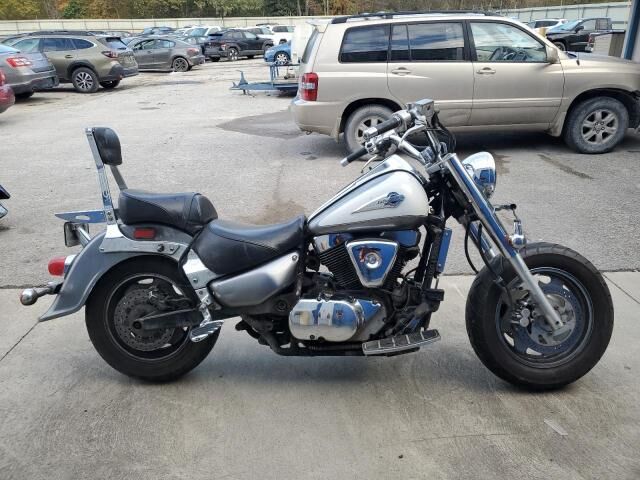 Suzuki VL1500K
