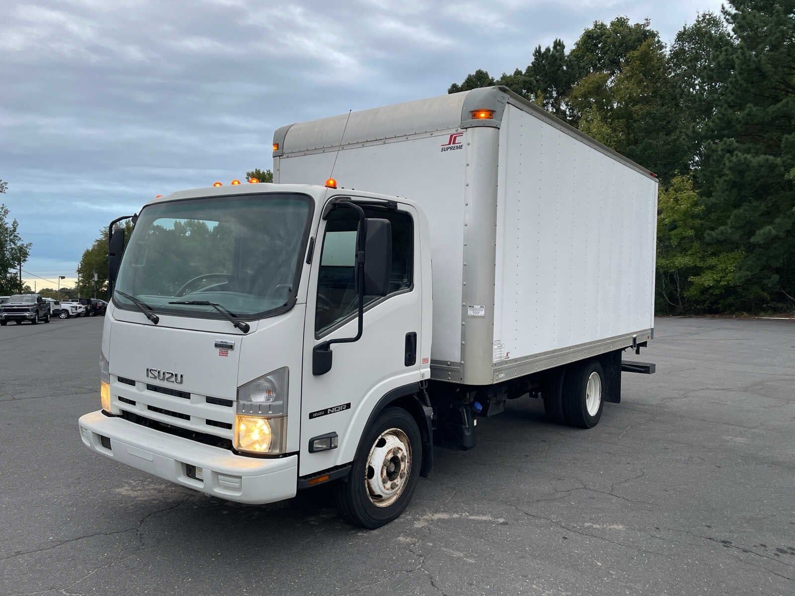 Isuzu NQR/NRR