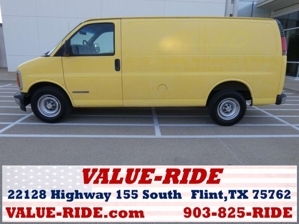 GMC Savana
