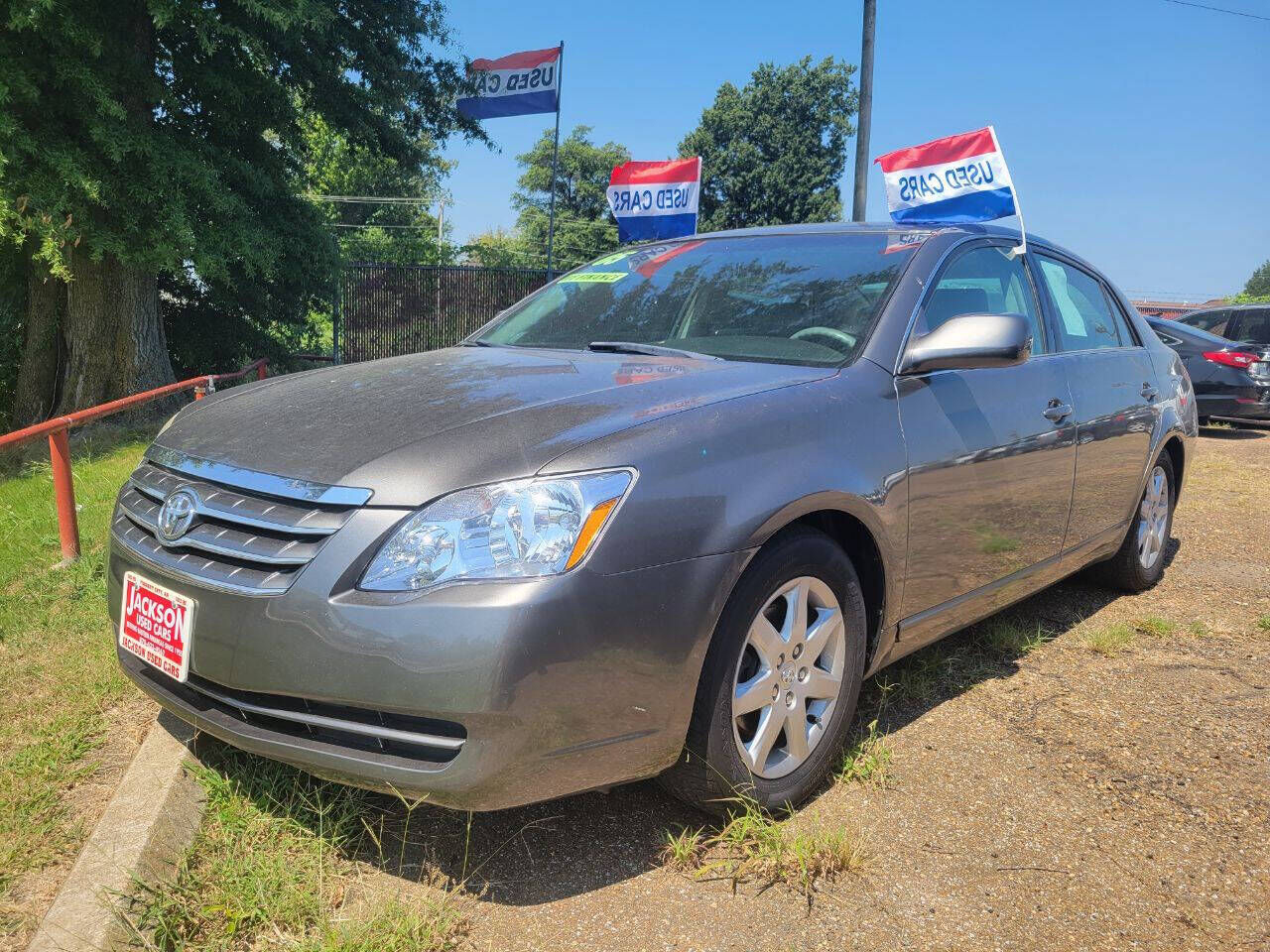 2005 TOYOTA Avalon