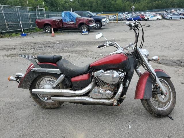 Honda VT750 (Shadow Aero)