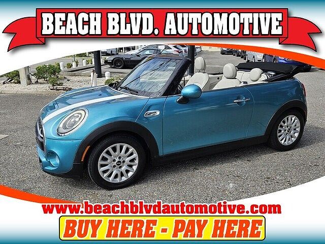 MINI Cooper Convertible