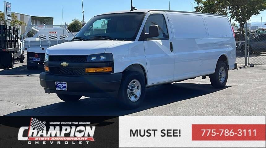 2024 CHEVROLET Express