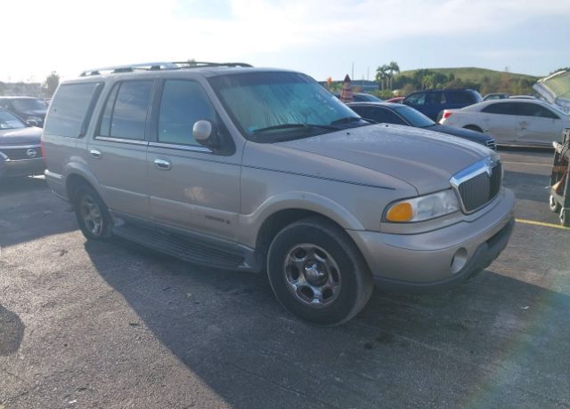 Lincoln Navigator