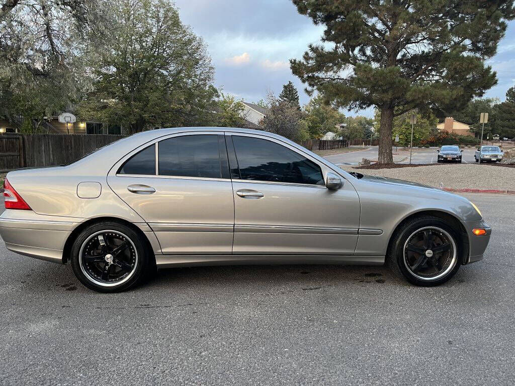 2006 MERCEDES-BENZ C-Class
