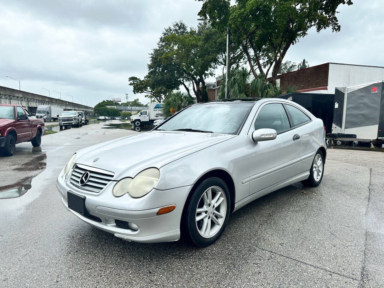 2003 MERCEDES-BENZ C-Class