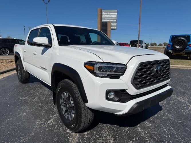 2022 TOYOTA Tacoma