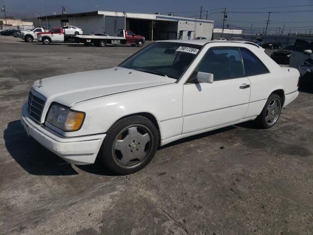 Mercedes-Benz 300