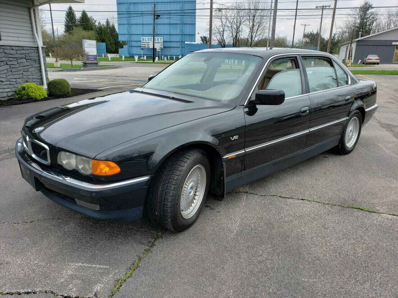 2000 BMW 7 Series