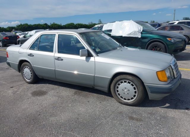 Mercedes-Benz 300