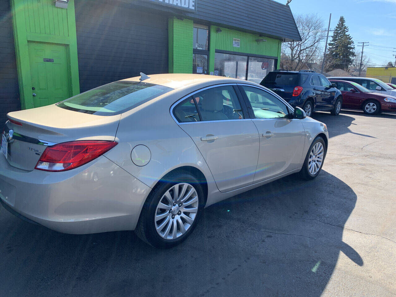 2011 BUICK Regal
