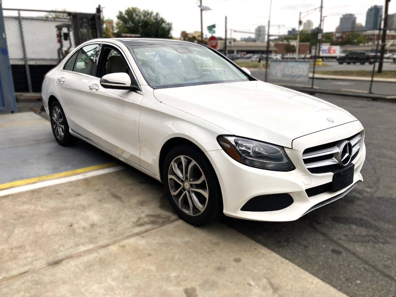 2016 MERCEDES-BENZ C-Class