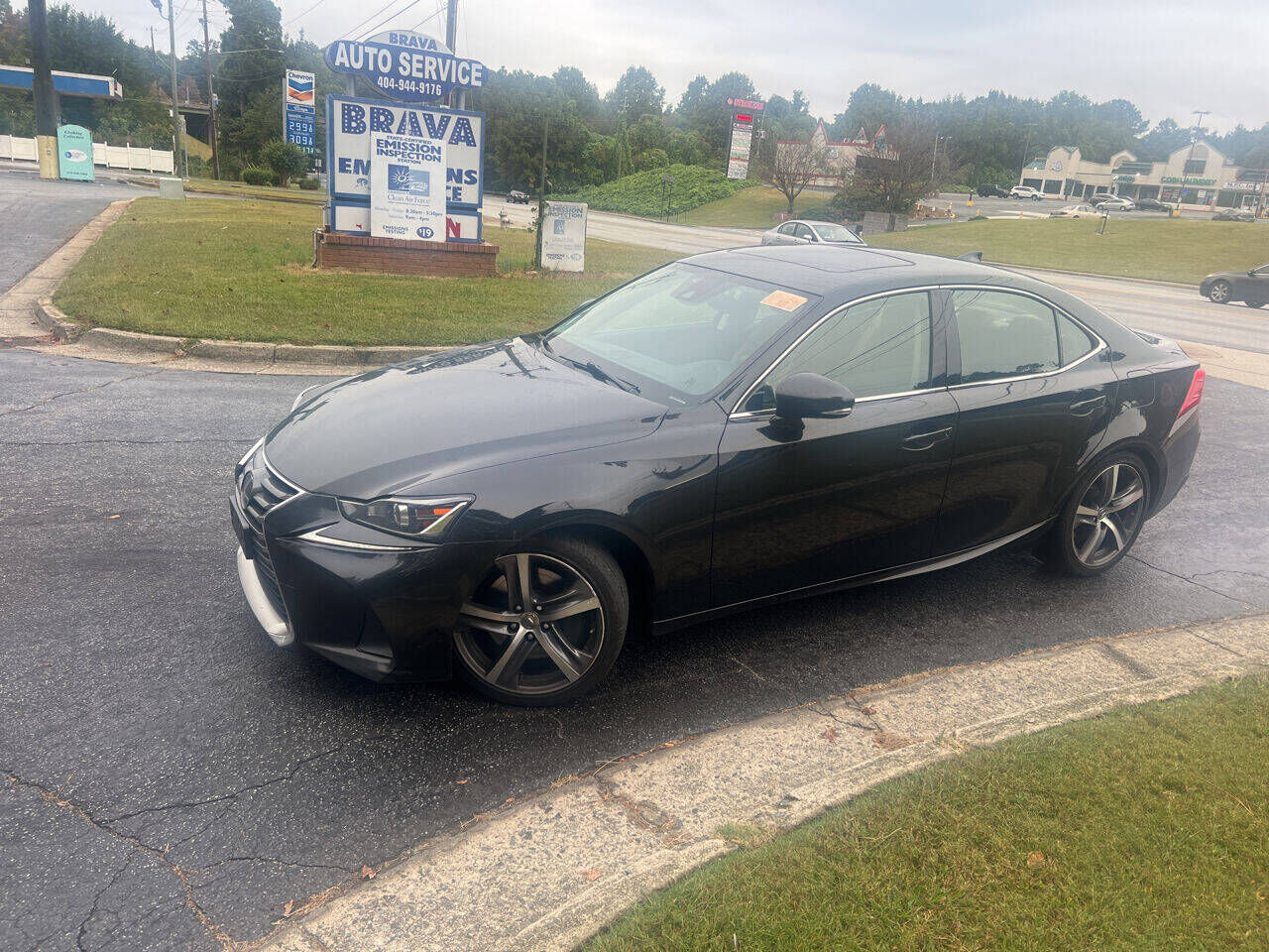 2017 LEXUS IS