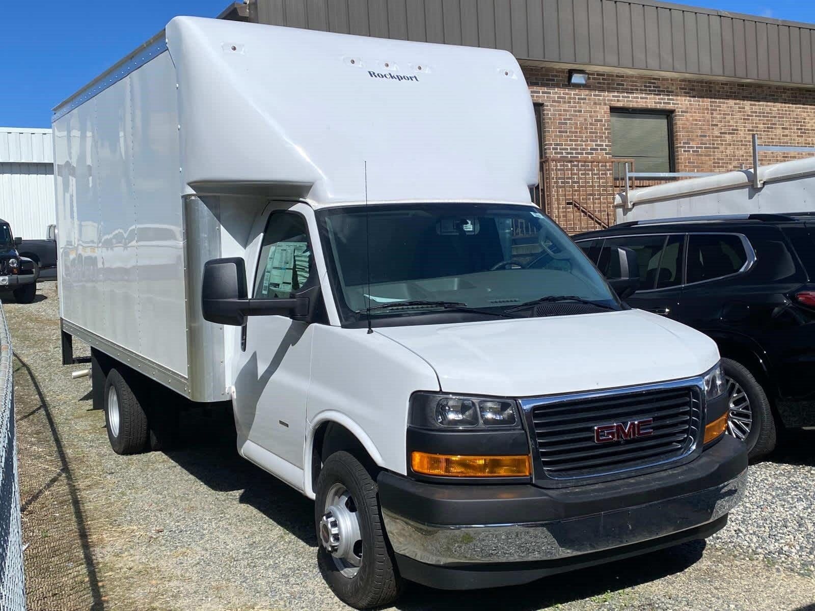 2024 GMC Savana