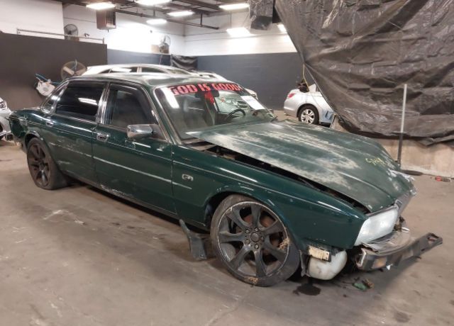 Jaguar XJ6