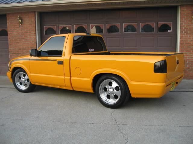 2002 CHEVROLET S-10 Pickup