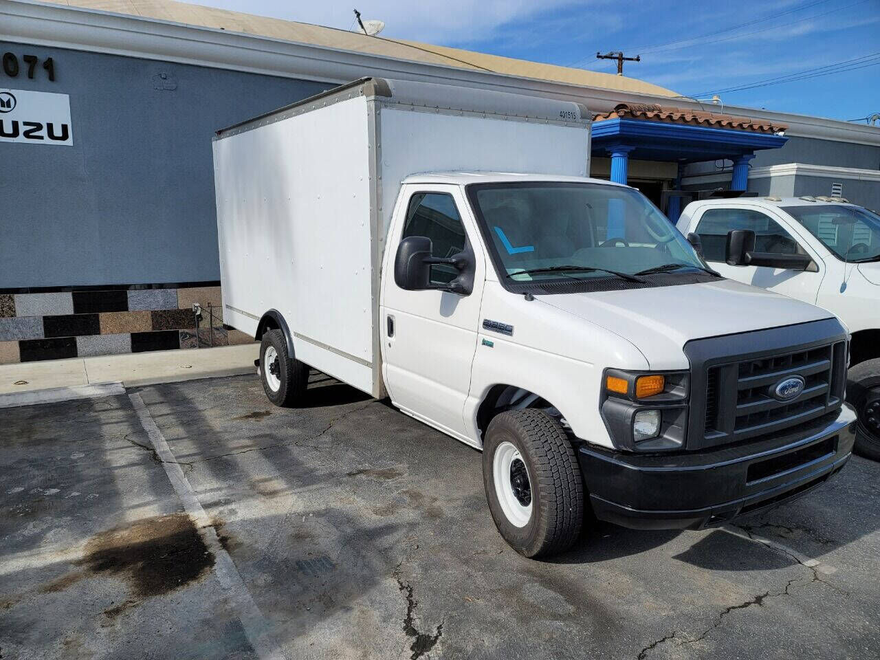 2014 FORD E-350