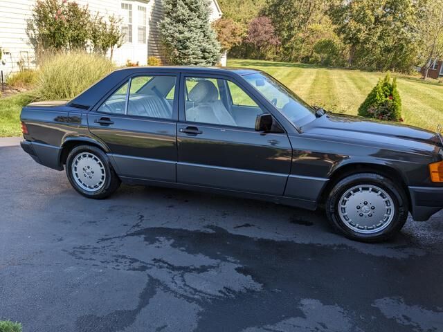 Mercedes-Benz 190