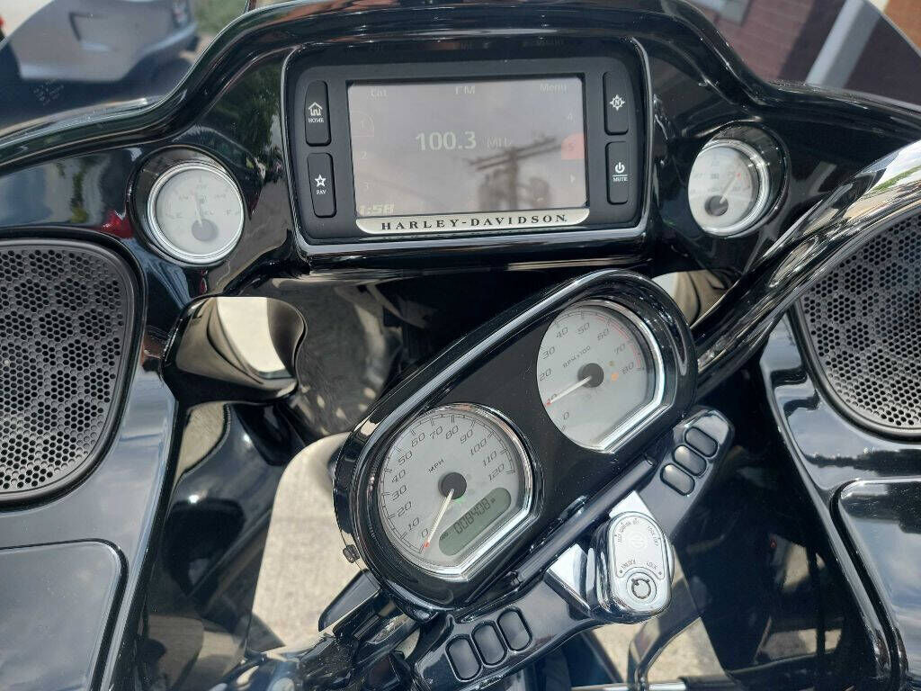 2015 HARLEY DAVIDSON Road Glide Special