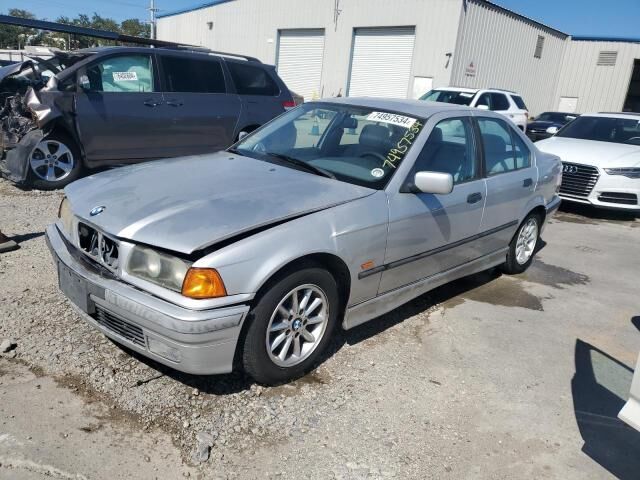 BMW 328i