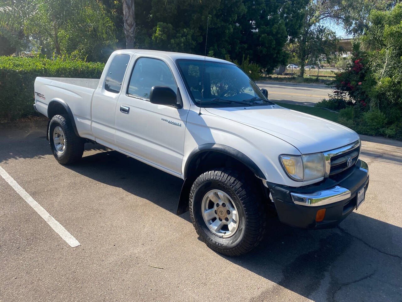 2000 TOYOTA Tacoma