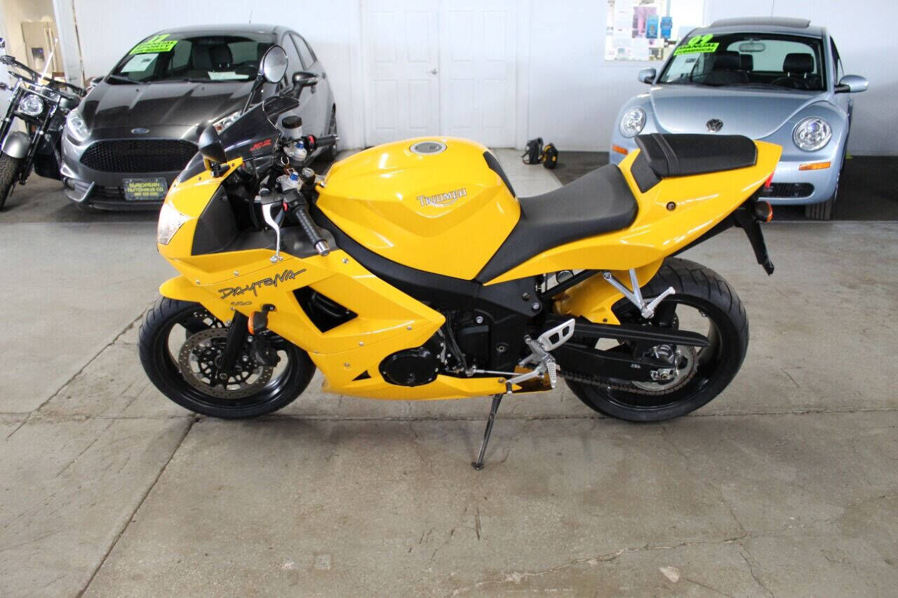 2005 TRIUMPH Daytona